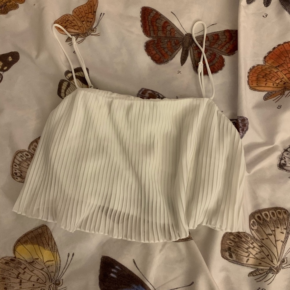 princess polly arrowhead top white (us size 4)